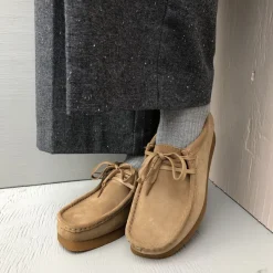 Clarks sko - Wallabee dark sand suede