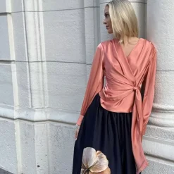 Karmamia Copenhagen bluse - Ines semi rich peach