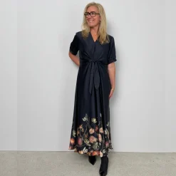 Karmamia Copenhagen kjole - Faye Maxi black blossom