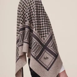 Lala Berlin tørklæde - Triangle Trinity Classic M stradivari dark brown melange