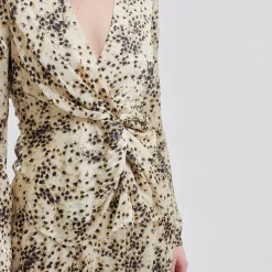 Second Female bluse - Anther summer sand