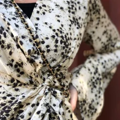 Second Female bluse - Anther summer sand