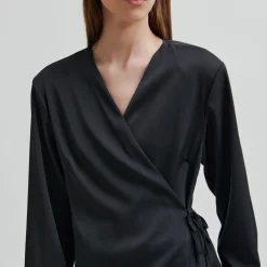 Second Female bluse - Glari Wrap black sand
