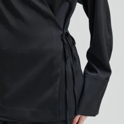 Second Female bluse - Glari Wrap black sand