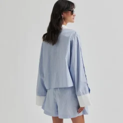 Second Female shorts - Alanis light blue stripe