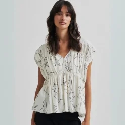 Second Female top - Eline white alyssum