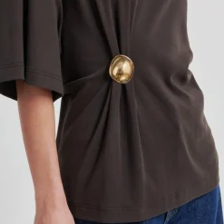Second Female t-shirt - Enora Brooch chocolate torte